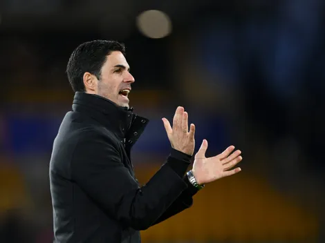 Mikel Arteta critica regra que impede Nwaneri de usar vestiário do Arsenal