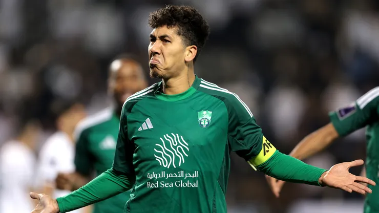Roberto Firmino após marcar gol pelo Al-Ahli