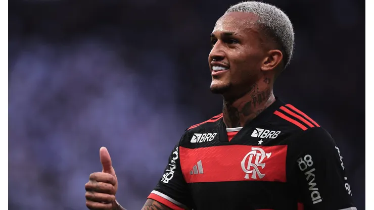 Wesley é valorizado ao ser convocado para a Seleção Brasileira. Foto: Ettore Chiereguini/AGIF