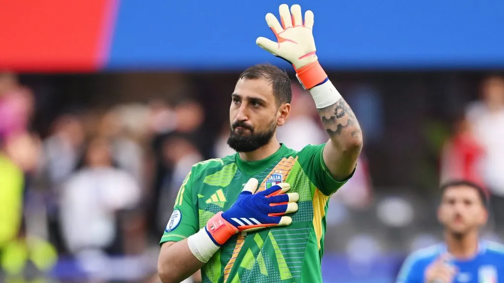 Donnarumma em jogo da Seleção Italiana. Foto: Stu Forster/Getty Images