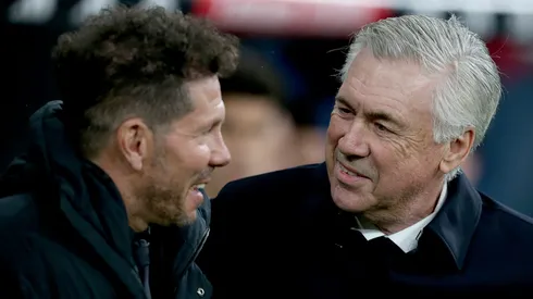 Simeone e Ancelotti juntos no clássico da La Liga. Foto: Florencia Tan Jun/Getty Images