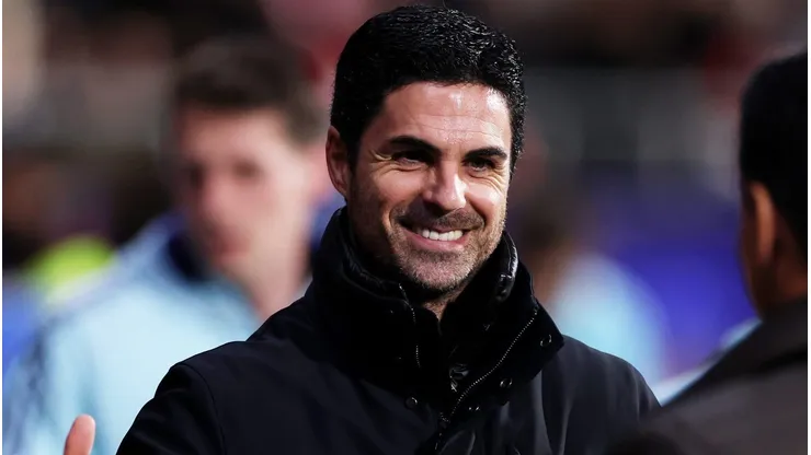 Arteta, treinador do Arsenal, quer uma contratação que também interessa ao Manchester City, Real Madrid e outros (Photo by Ryan Pierse/Getty Images)