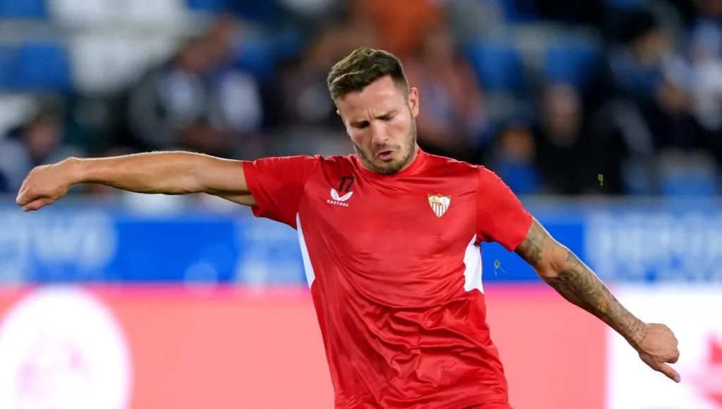 Saúl Níguez em campo pelo Sevilla (Juan Manuel Serrano Arce/Getty Images)