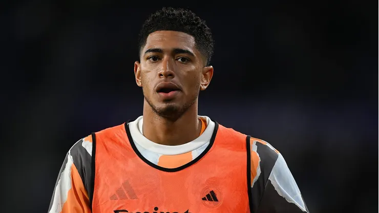 Bellingham, do Real Madrid, é aprovado para reforçar um dos maiores clubes da Inglaterra. (Photo by Denis Doyle/Getty Images)