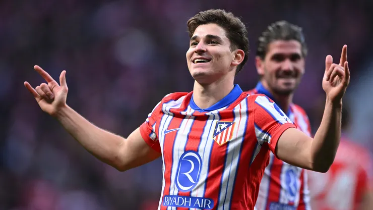 Julián Alvarez após marcar gol pelo Atlético de Madrid