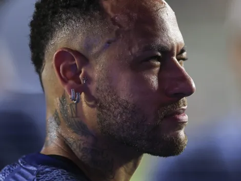 Neymar sofre marcação dura e tem atuação discreta em sua 'reestreia' como titular