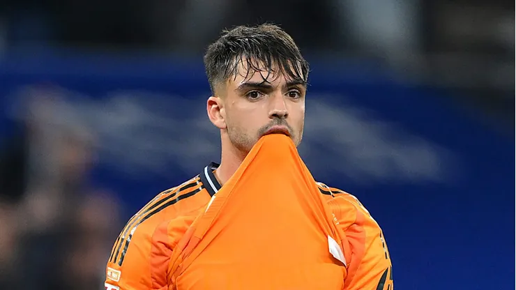 Real Madrid liga o sinal de alerta com Asencio. (Photo by David Ramos/Getty Images)