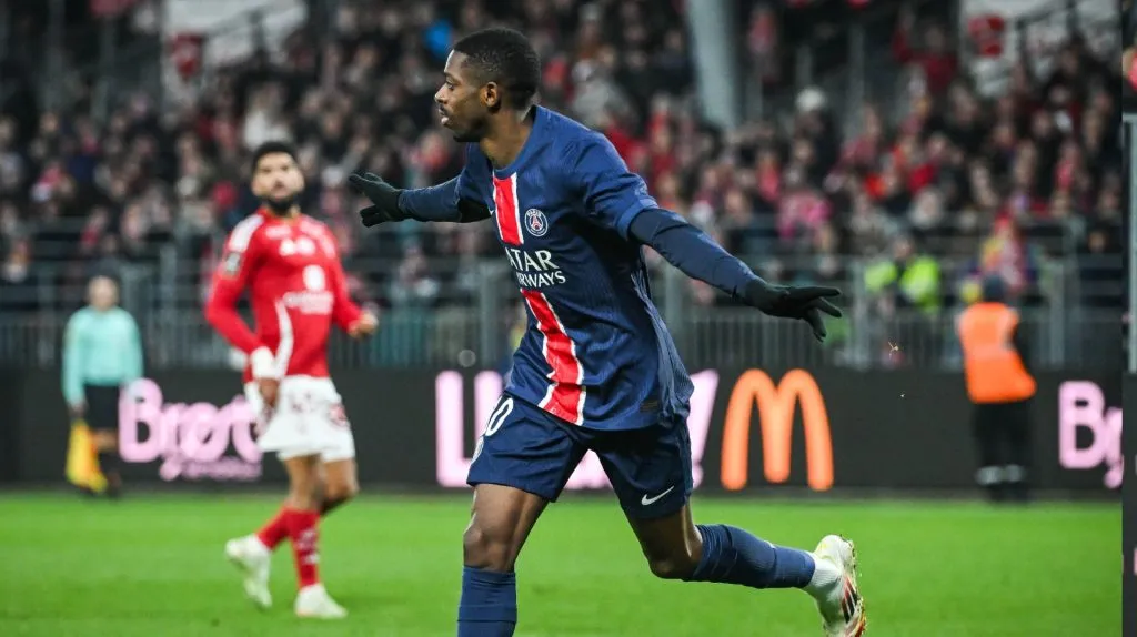 Ousmané Dembélé comemora gol em partida diante do Brest. Foto: Independent Photo Agency&nbsp;/ Alamy&nbsp;Stock Photo