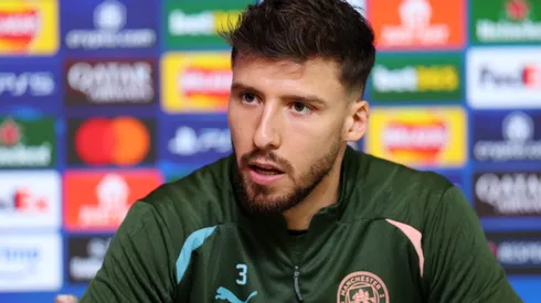 Rúben Dias, zagueiro do Manchester City (Photo by Molly Darlington/Getty Images)