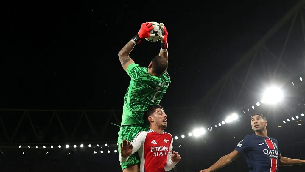 Donnarumma em campo pelo PSG (Julian Finney/Getty Images)