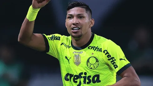 Rony, do Palmeiras, recusa o Grêmio e decide assinar com outro grande clube brasileiro.