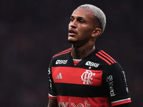Barcelona segue interessado em Wesley, do Flamengo