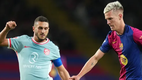 O Atlético de Madrid se prepara para uma movimentada janela de transferências, focando em reforços estratégicos e de baixo custo. (Foto de Alex Caparros/Getty Images)