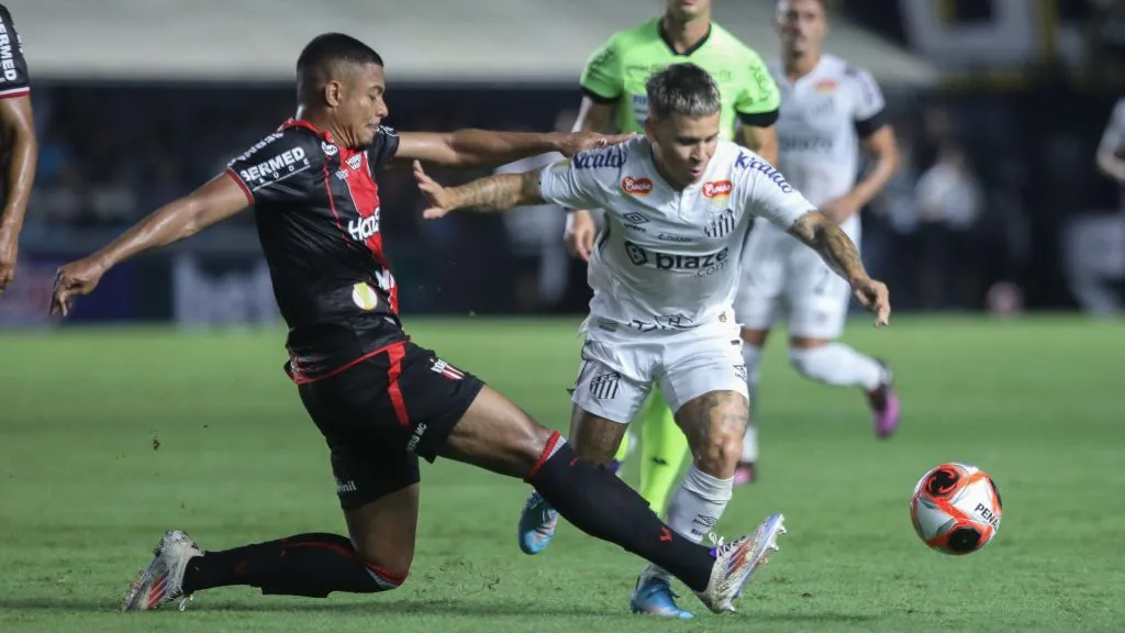 Soteldo em campo pelo Santos. Foto: Reinaldo Campos/AGIF