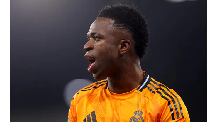 Vini Jr. é peça fundamental no elenco do Real Madrid (Photo by Carl Recine/Getty Images)