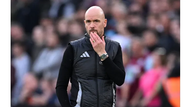 Torcida do Manchester United detona possível novo destino de Ten Hag: "Está acabado". (Photo by Justin Setterfield/Getty Images)