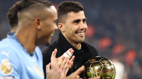 Rodri foi Bola de Ouro ao superar Vinicius Jr. (Photo by Naomi Baker/Getty Images)