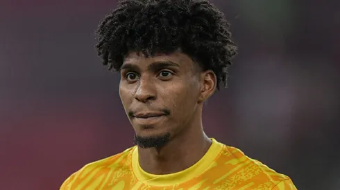 Corinthians, que pode perder Hugo Souza, tem sinal positivo para assinar com Matheus Magalhães