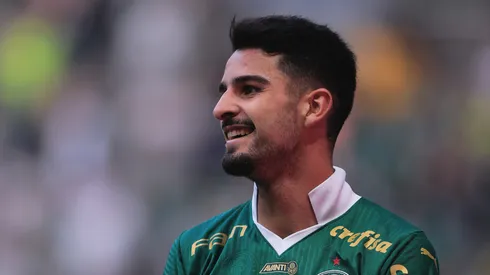 Flaco López jogador do Palmeiras comemora seu gol durante partida contra o São Paulo