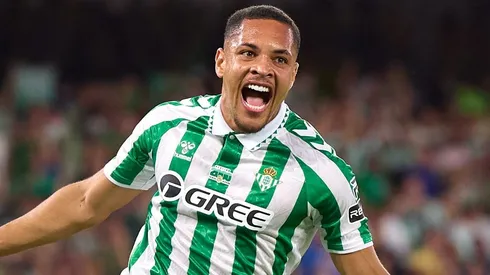 Vitor Roque, do Real Betis e alvo do Palmeiras (Photo by Fran Santiago/Getty Images)