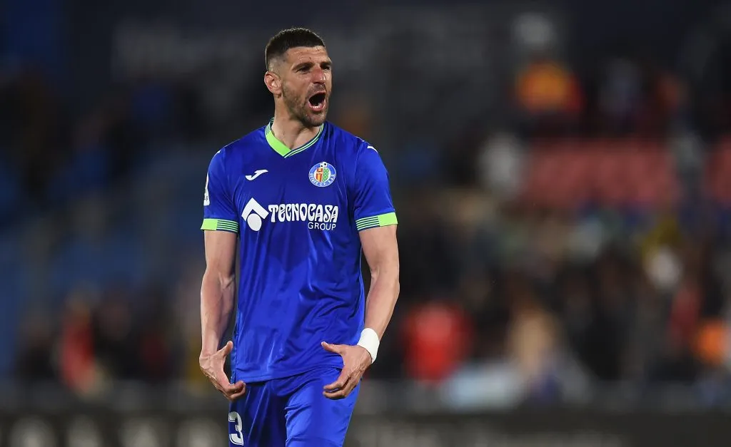 Fabrizio Angileri em campo pelo Getafe (Denis Doyle/Getty Images)