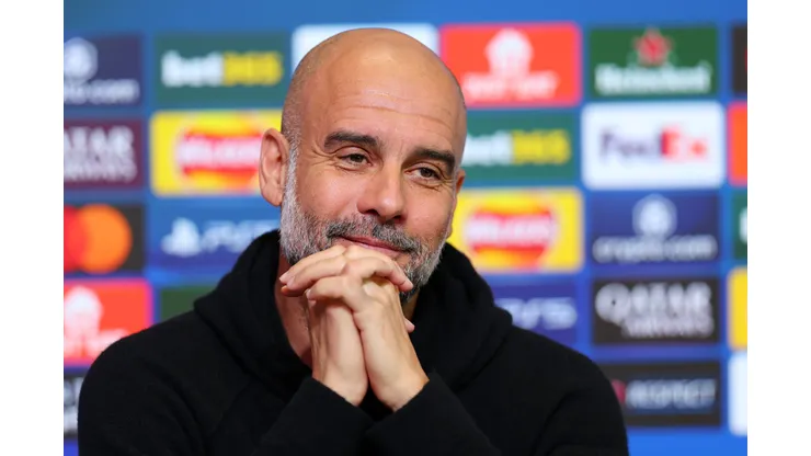 Guardiola, técnico do Manchester City (Photo by Molly Darlington/Getty Images)
