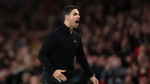 Mikel Arteta, treinador do Arsenal. Clube deseja contratação de promessa do futebol europeu. Foto: Alex Pantling