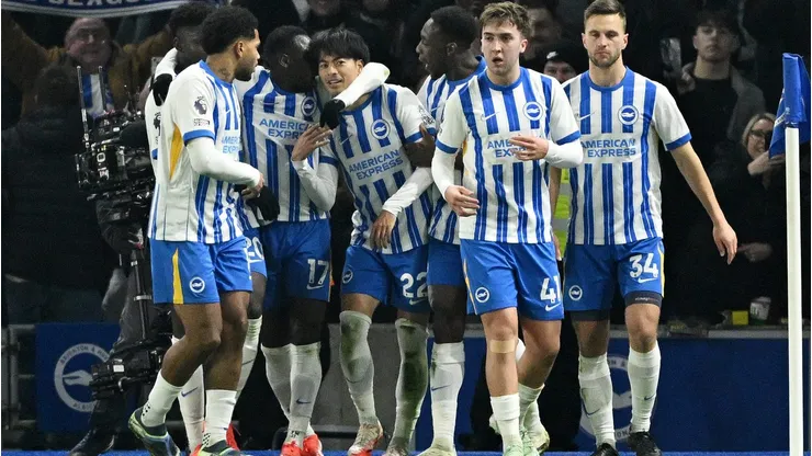 A transferência pode representar um grande salto na carreira de Mitoma, que tem se destacado na Premier League. (Foto de Mike Hewitt/Getty Images)