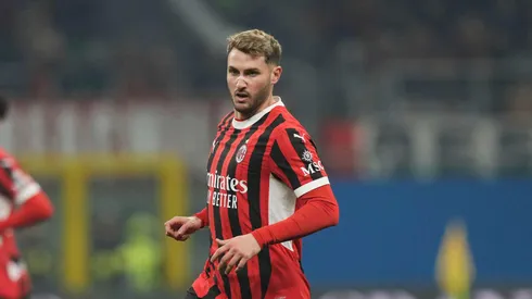 Mexicano Santiago Giménez tem dois gols em quatro jogos pelo Milan