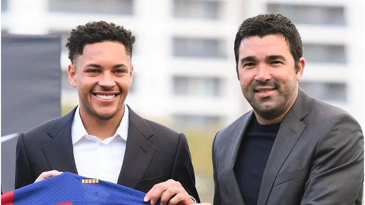 Deco faz negócio por Vitor Roque com o Palmeiras. Foto: David Ramos/Getty Images