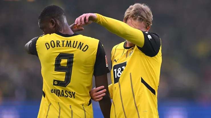 Julian Brandt e Guirassy em jogo do Dortmund. Alemão está na mira do Atlético de Madrid. Foto: Frederic Scheidemann