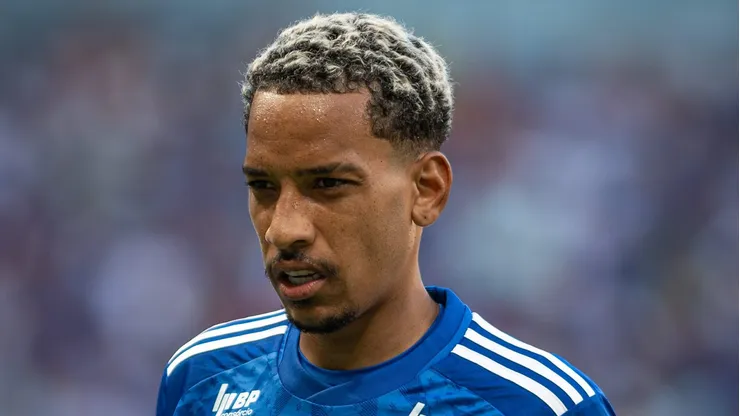 Matheus Pereira, do Cruzeiro, descarta o Palmeiras e encaminha acerto com outro gigante. Foto: Alessandra Torres/AGIF