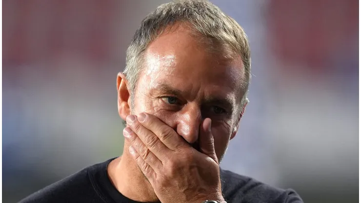 Barcelona coloca três promessas na lista após aprovação de Hansi Flick
