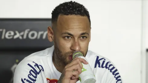 Flamengo avalia Neymar. (Photo by Alexandre Schneider/Getty Images)