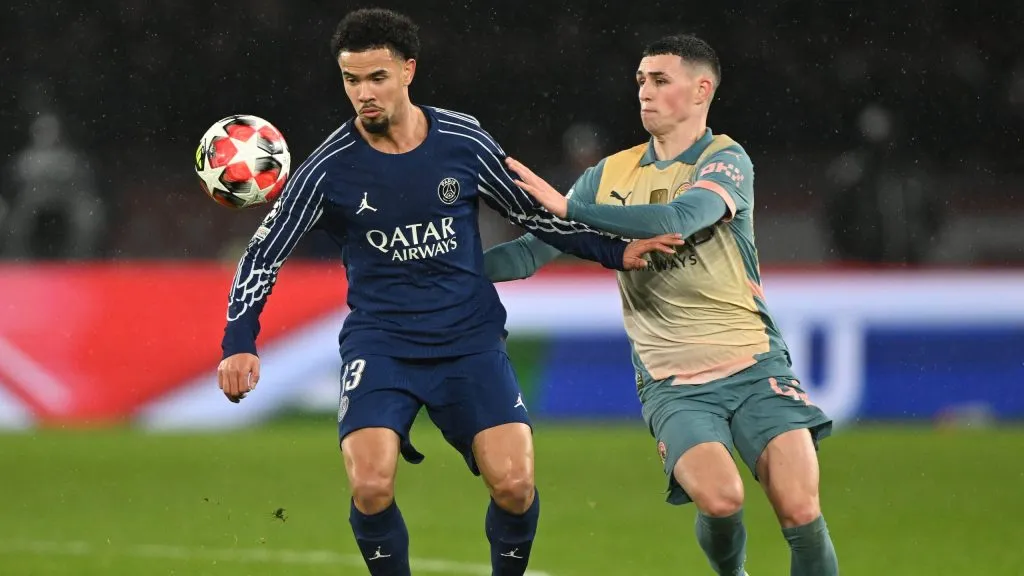 Zaïre-Emery enfrentando Manchester City pelo PSG. Foto: Mike Hewitt/Getty Images