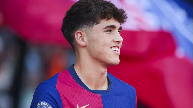 Pau Cubarsí, jovem zagueiro do Barcelona (Photo by Eric Alonso/Getty Images)