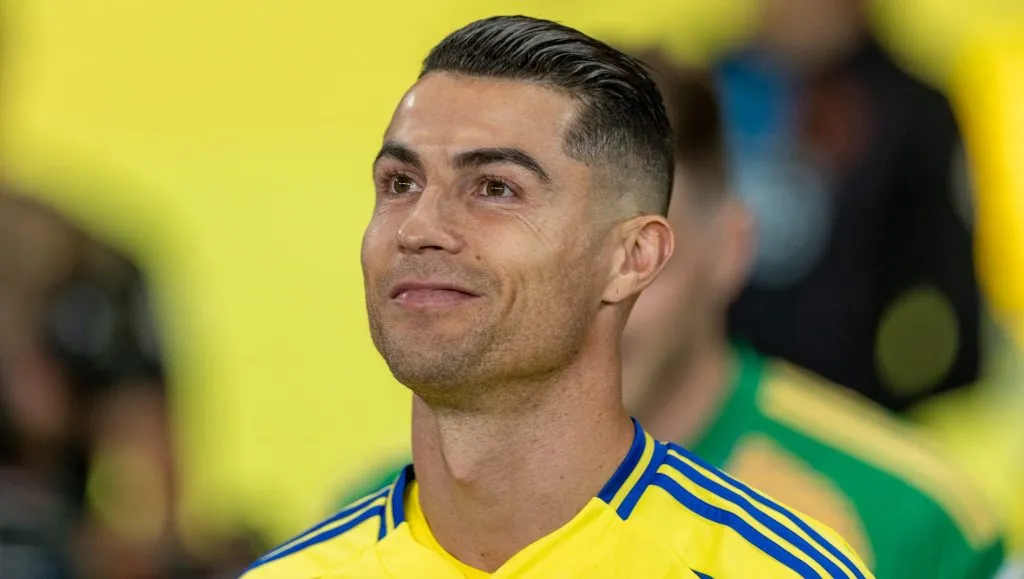 Cristiano Ronaldo, de camisa amarela, do Al-Nassr. (Photo by Abdullah Ahmed/Getty Images)
