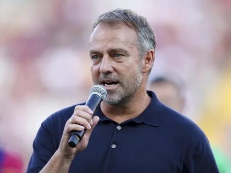 Hansi Flick comenta ida de Vitor Roque para o Palmeiras