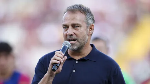 Hansi Flick recebe elogios de Simeone. Foto: Eric Alonso/Getty Images