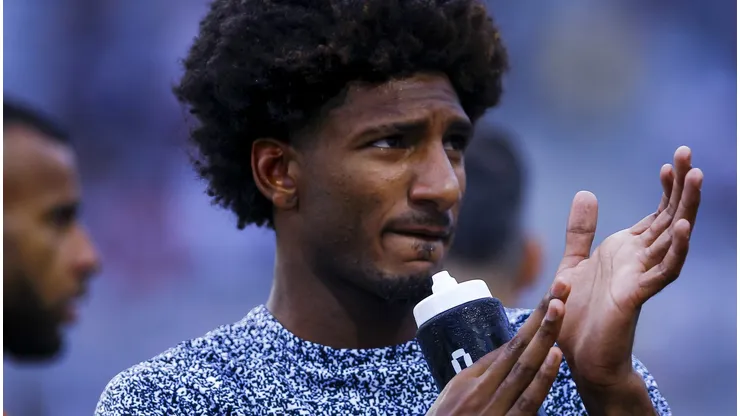 Corinthians revela trunfo para estender o empréstimo de Talles Magno.