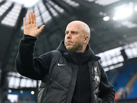 Arne Slot manda recado afiado à imprensa após triunfo sobre o City