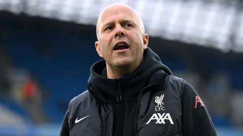 Arne Slot, técnico do Liverpool (Photo by Shaun Botterill/Getty Images)