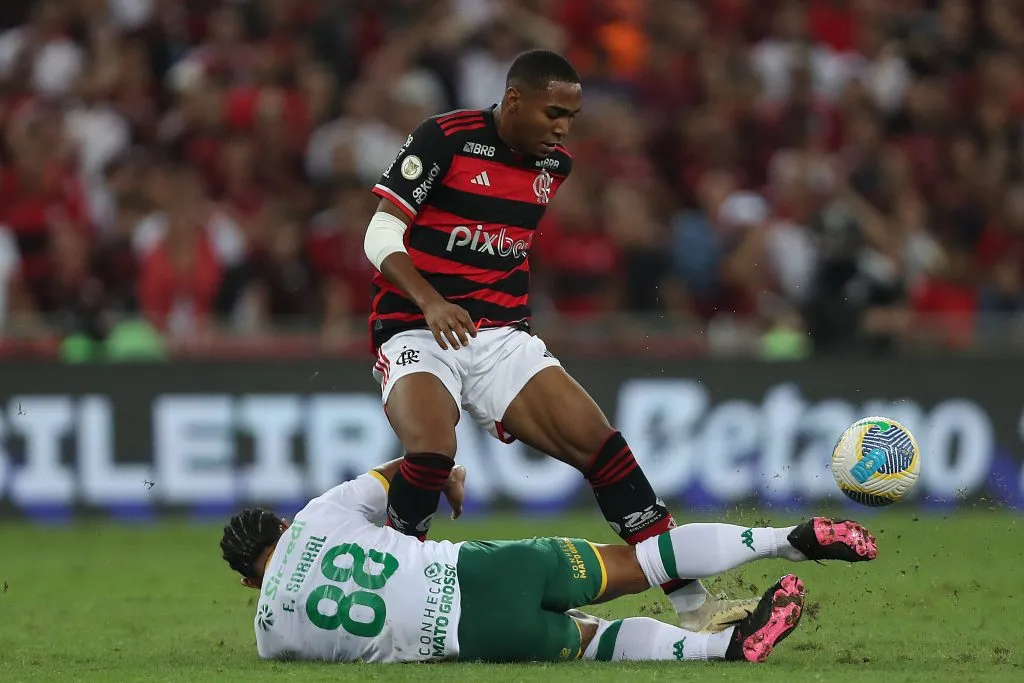 Lorran no duelo diante do Cuiabá (Photo by Wagner Meier/Getty Images)