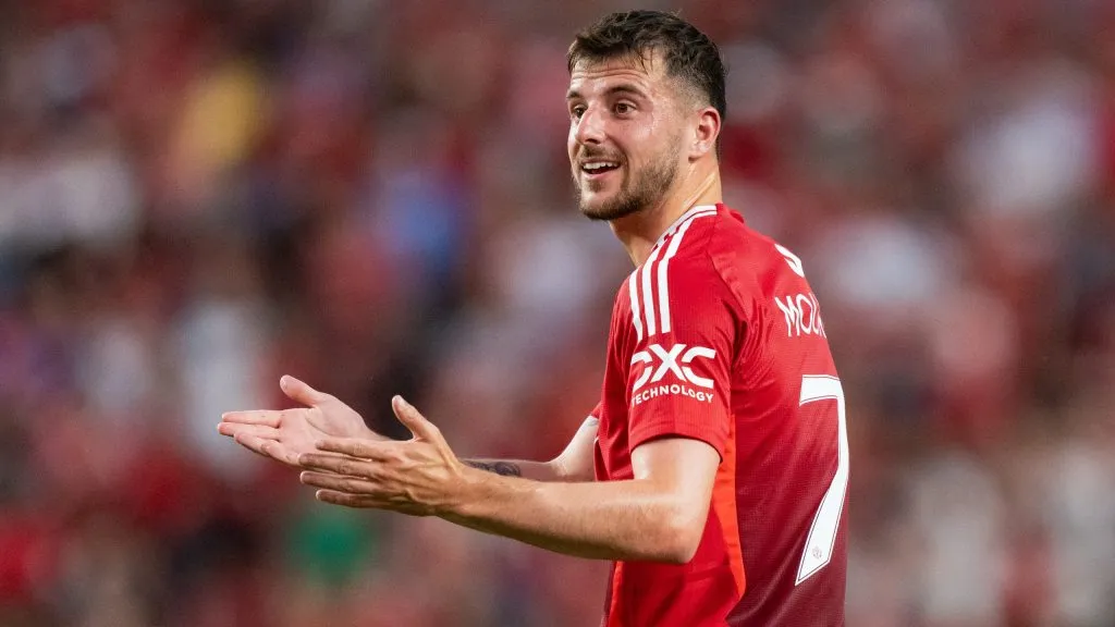 Mason Mount em jogo do Manchester United. Foto: Jacob Kupferman/Getty Images