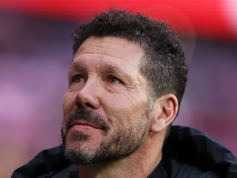 Diego Simeone observa Bruno Guimarães, Martín Zubimendi e Manuel Ugarte