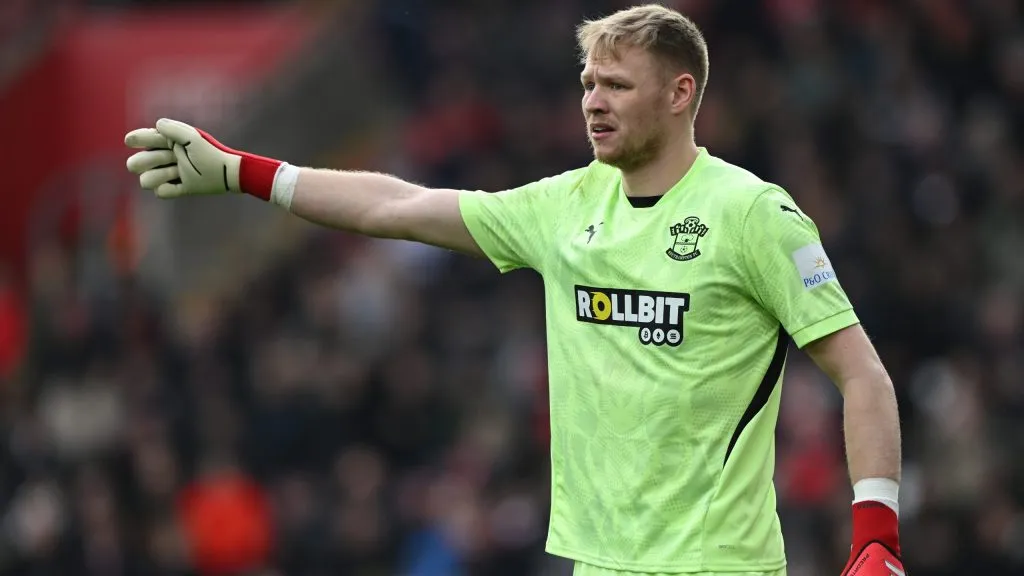 Ramsdale em jogo do Southampton. Foto: Mike Hewitt/Getty Images
