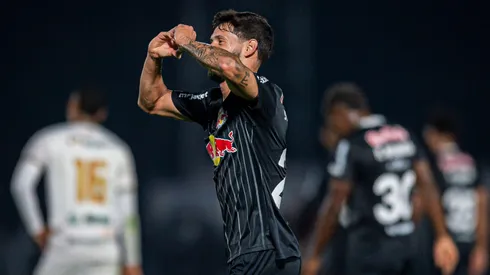 Juninho Capixaba celebra gol marcado em partida diante do Sousa, pela Copa do Brasil. Foto: Sipa US / Alamy Stock Photo