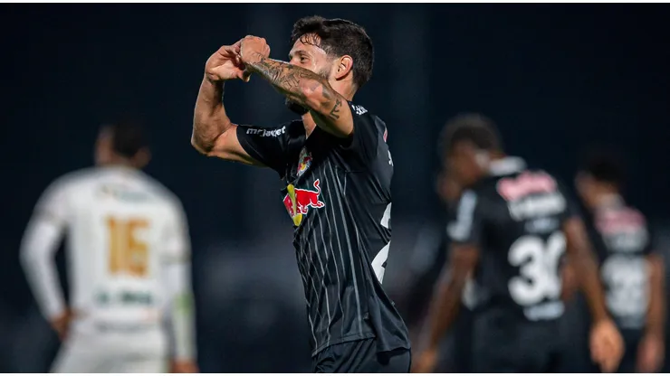 Juninho Capixaba celebra gol marcado em partida diante do Sousa, pela Copa do Brasil. Foto: Sipa US / Alamy Stock Photo