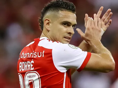 Rafael Borré, cotado no Palmeiras, pode fechar com o River Plate