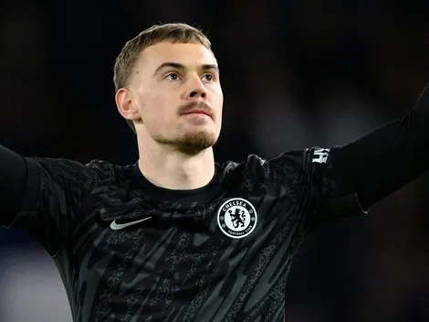 Chelsea mantém goleiros atuais, torcida insatisfeita com decisão